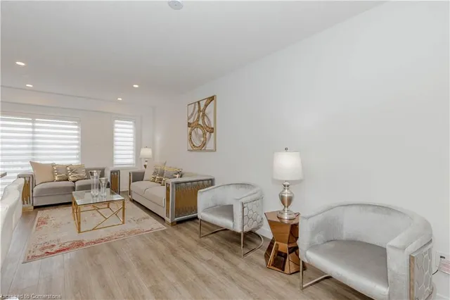 Additional image 12 of 107 Pony Way