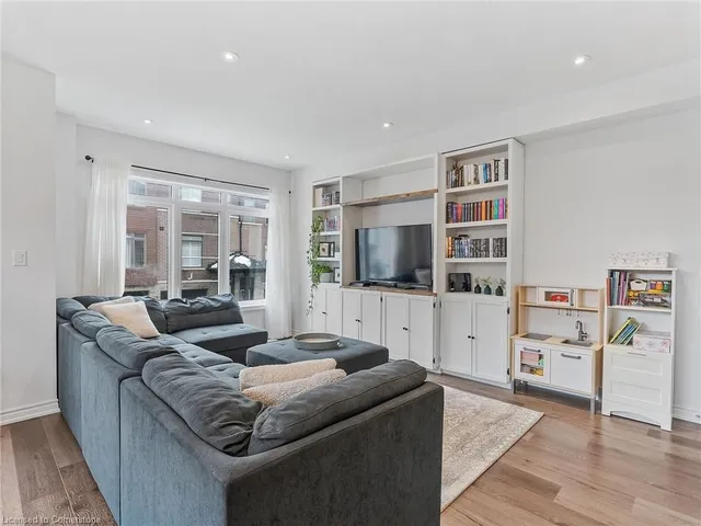 Additional image 8 of 61 Soho Street Unit 145