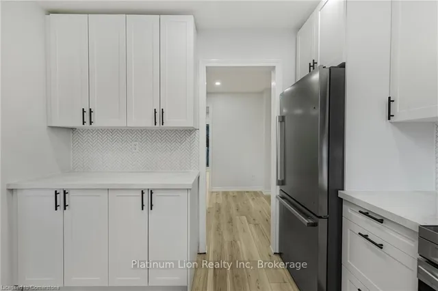 Additional image 8 of 1420 Garth St Unit 5