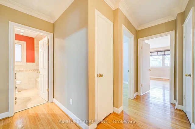 Additional image 14 of 12 Sorrel Crt