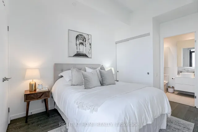 Additional image 20 of 383 Sorauren Ave Unit 802