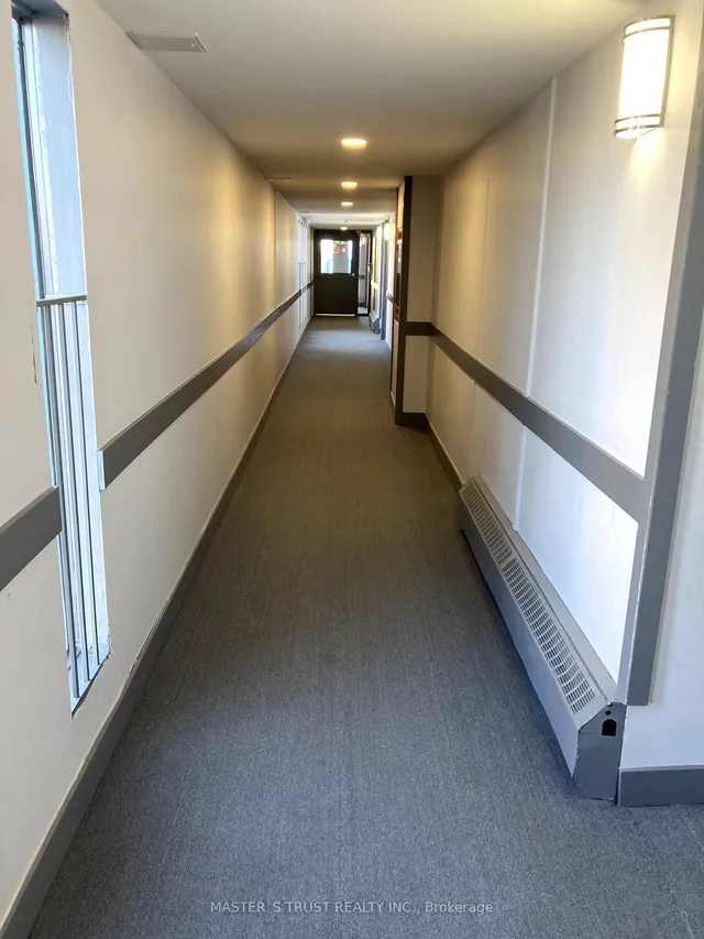 Additional image 8 of 4673 Jane St Unit 612