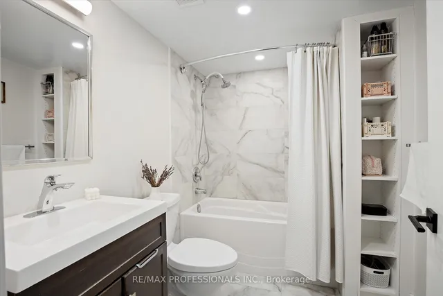 Additional image 11 of 1055 Bay St Unit 709