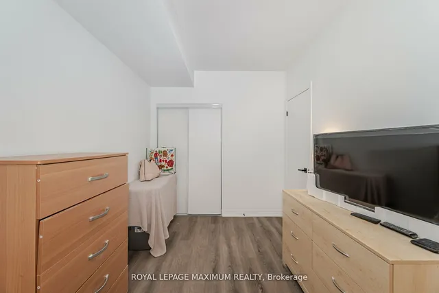 Additional image 17 of 408 Browns Line Unit 308