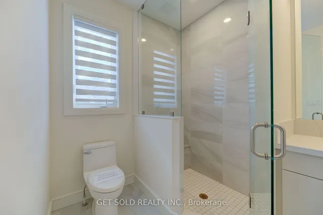 Additional image 38 of 166 Concession St