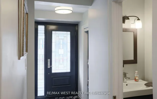 Additional image 2 of 94 Primula Cres