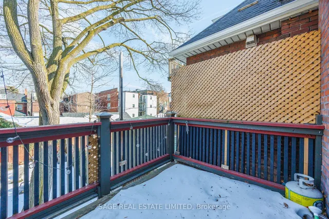 Additional image 23 of 21 Macdonell Ave