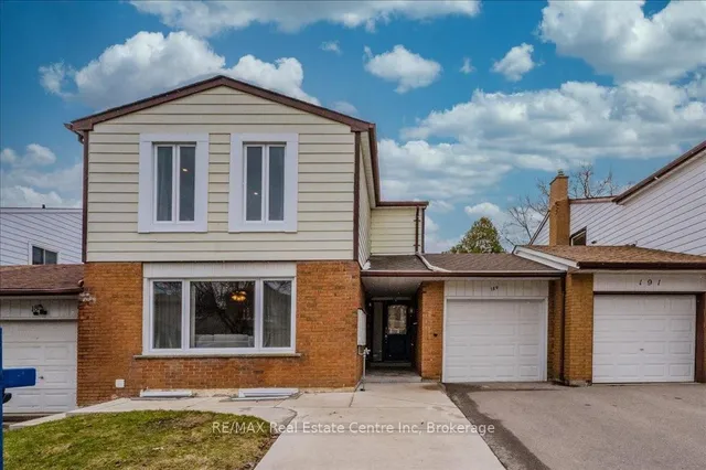 189 SILVER ASPEN Cres