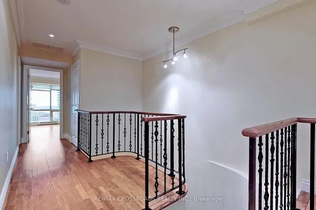Additional image 9 of 1001 Bay St Unit Ph02