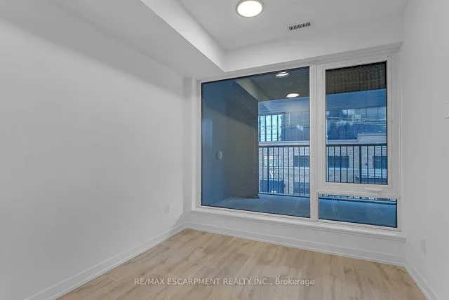 Additional image 14 of 2 Augusta Ave Unit 204