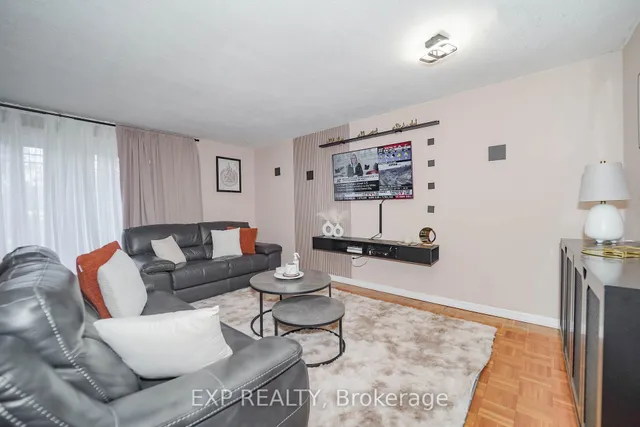 Additional image 6 of 55 Hollyberry Tr
