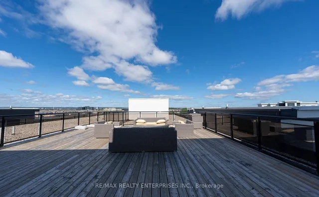 Additional image 14 of 640 Sauve St Unit 105