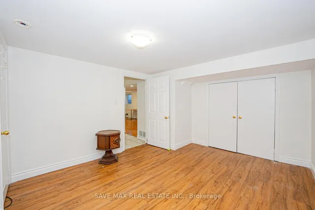 Additional image 25 of 24 Evesham Cres