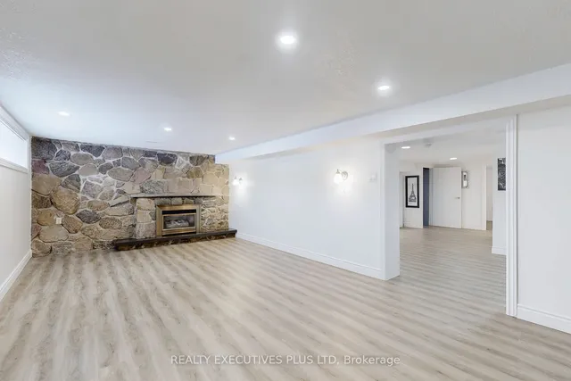 Additional image 24 of 6 Azrock Rd