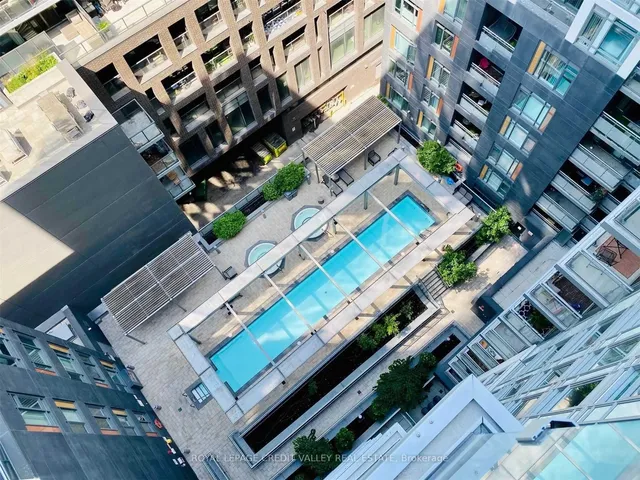 Additional image 20 of 525 Adelaide St Unit 1732