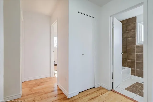 Additional image 21 of 28 Arbutus Cres