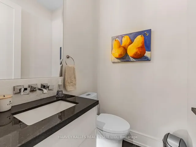 Additional image 17 of 74 Woburn Ave