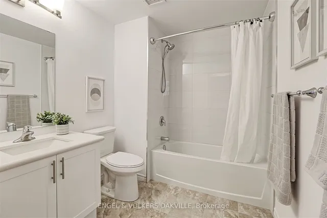 Additional image 24 of 460 Dundas St Unit 611