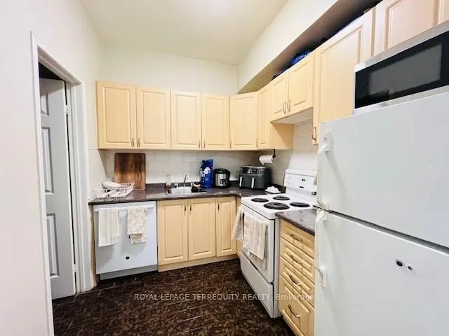 Additional image 6 of 219 Beverley St