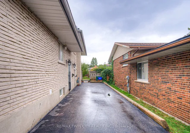 Additional image 4 of 18 Bosworth Cres