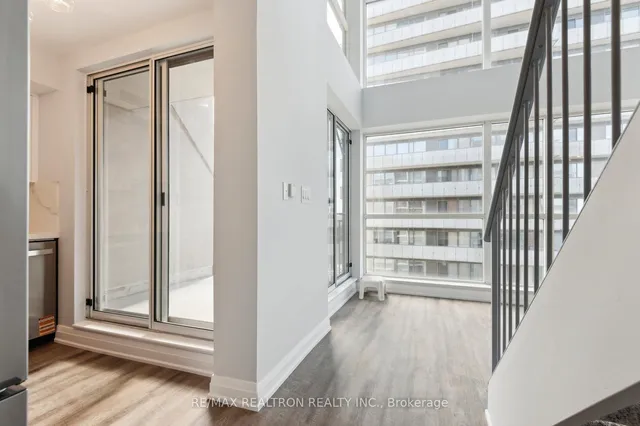 Additional image 9 of 18 Merton St Unit 906