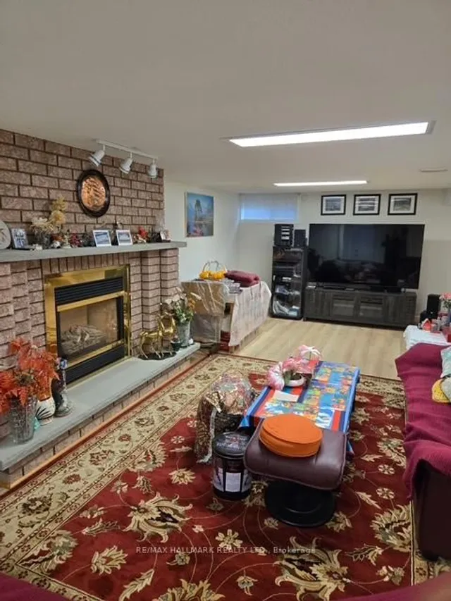 Additional image 2 of 3105 St Clair Ave