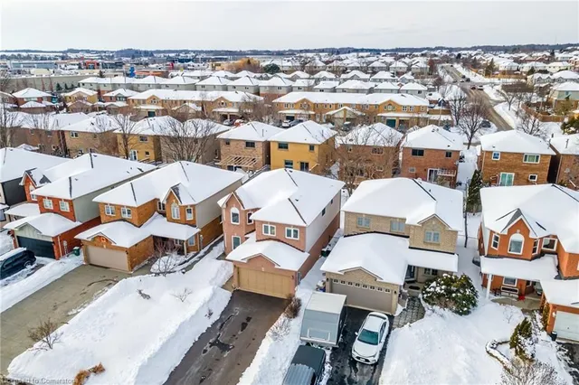 Additional image 35 of 13 Waterwheel Cres