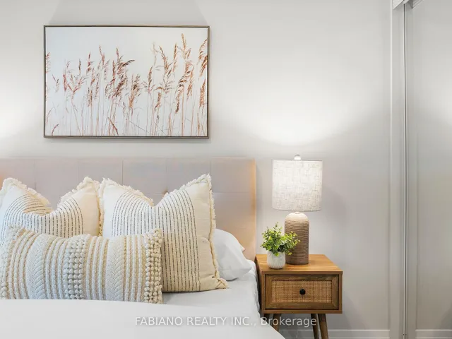 Additional image 17 of 55 Thomas Mulholland Dr Unit 8