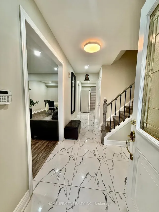 Additional image 2 of 30 Chad Cres