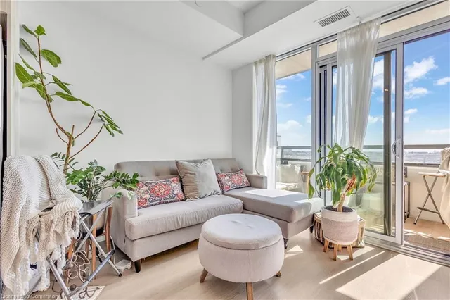 Additional image 20 of 859 The Queensway Unit 412