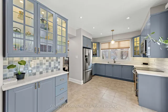 Additional image 13 of 828 Howden Cres