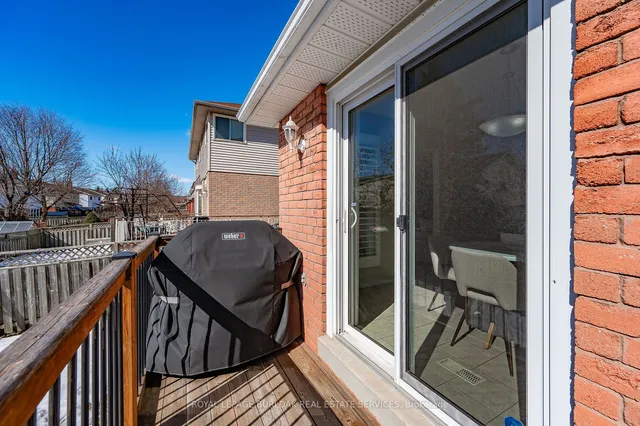 Additional image 30 of 3264 Mead Cres