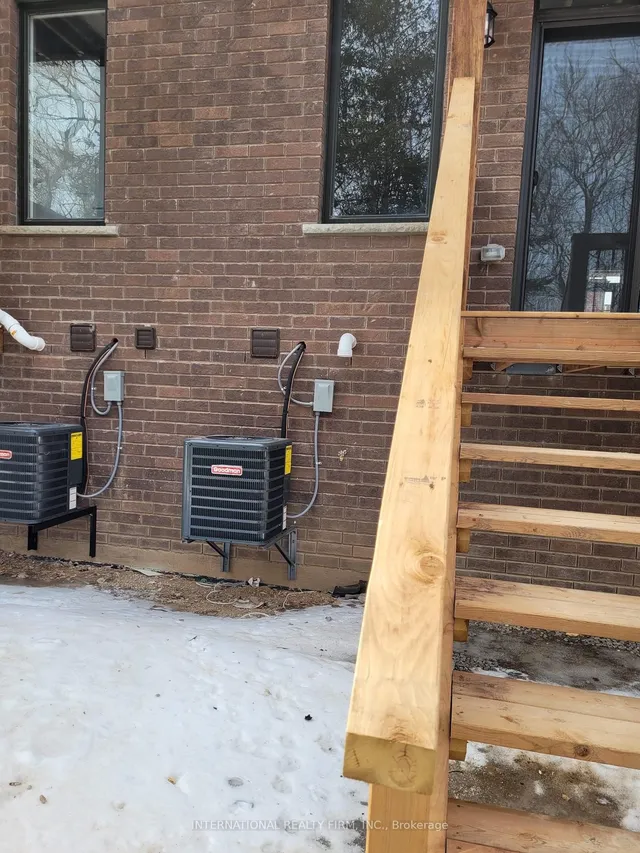 Additional image 4 of 445 Ontario St Unit Unit 23