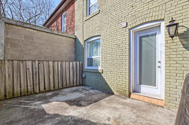 Additional image 19 of 410 Vaughan Rd