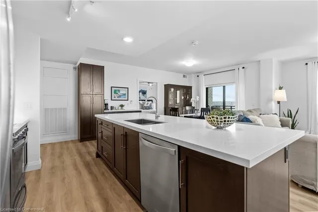 Additional image 12 of 30 Hamilton Street South Unit 703