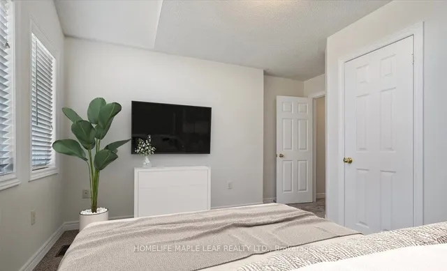 Additional image 25 of 440 Chandler Cres