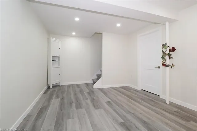 Additional image 27 of 292 Traynor Ave Unit 7