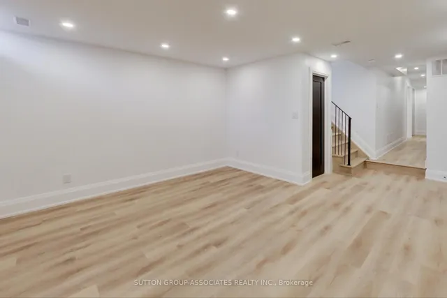 Additional image 41 of 393 Winnett Ave