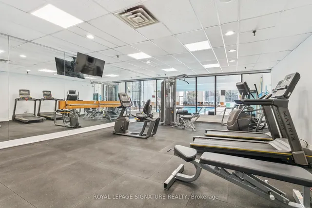 Additional image 34 of 8 Lisa St Unit PH2907