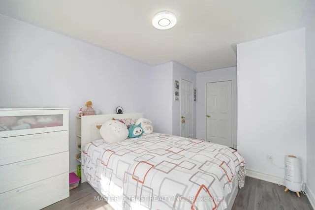 Additional image 19 of 40 Rochefort Dr