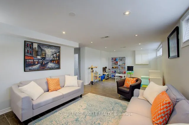 Additional image 26 of 22 Brougham Cres