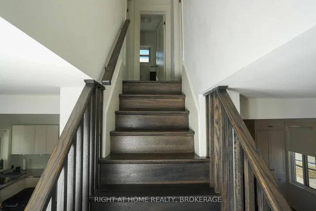 Additional image 8 of 304 Rosslyn Ave