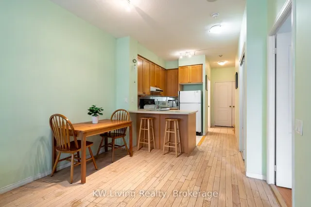 Additional image 12 of 555 Yonge St Unit 404