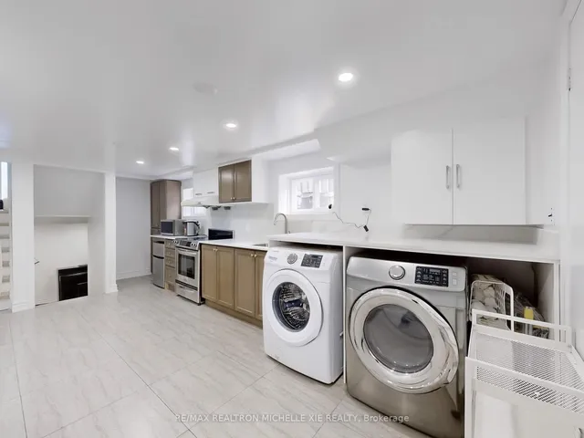 Additional image 36 of 52 Revlis Cres