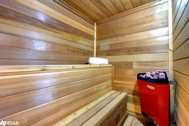 Additional image 32 of 46 Bartley Bull Pky