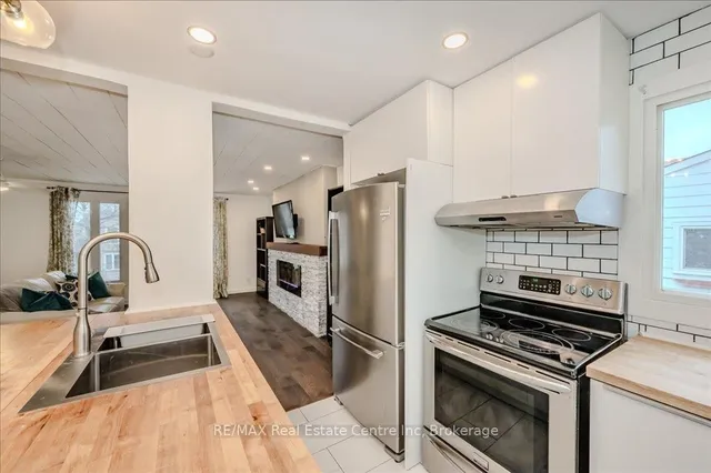 Additional image 4 of 189 SILVER ASPEN Cres