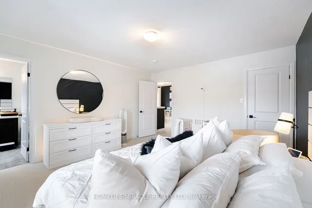 Additional image 23 of 14 Southam Lane