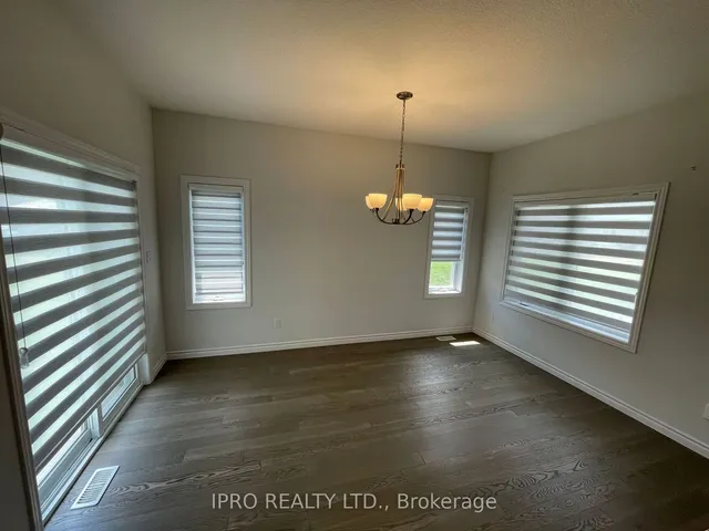 Additional image 10 of 516 Doonwoods Cres