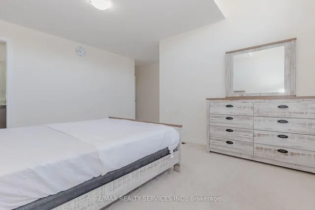 Additional image 40 of 17 Seymour Rd