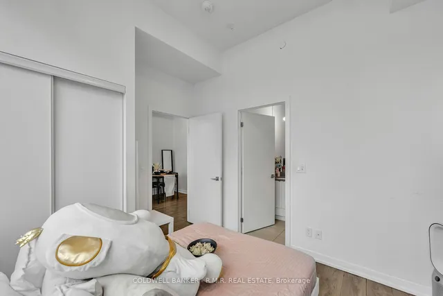 Additional image 22 of 49 East Liberty St Unit 2601